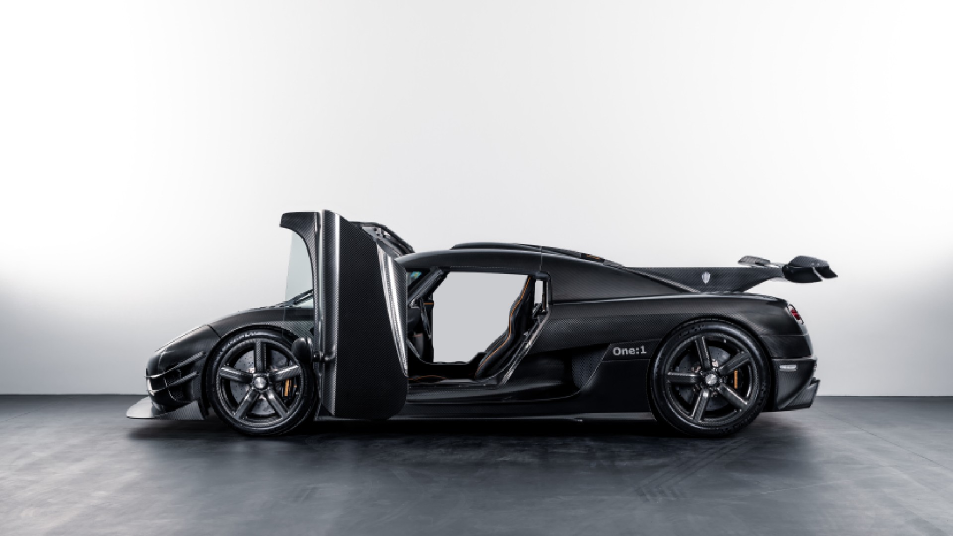agera (1)