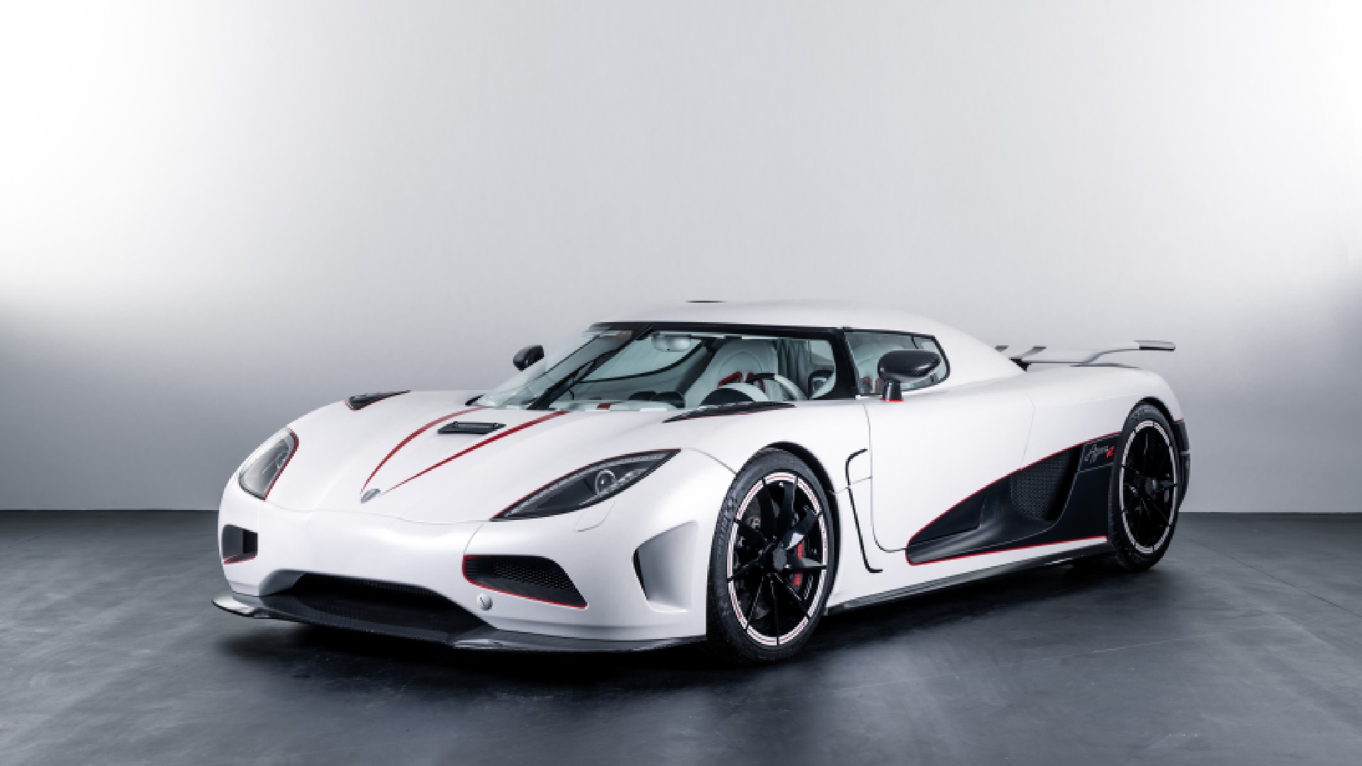 agera-r (12)