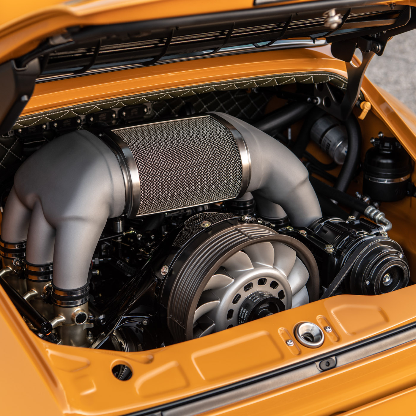 25-singer-911-hollywood