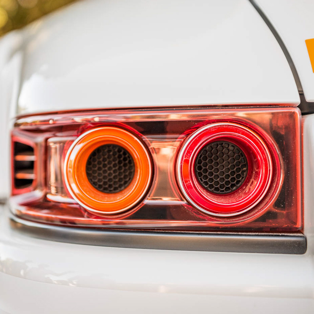 singer-dls-porsche-911-tail-light
