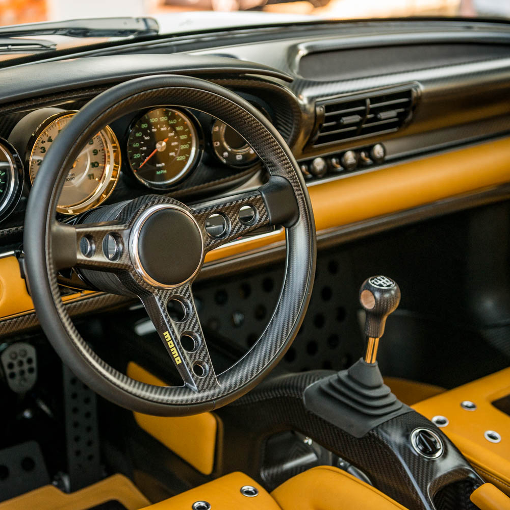 singer-dls-steering-wheel-gear-shift